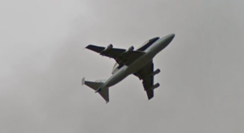 La navette spatiale en plein vol sur Google Street View