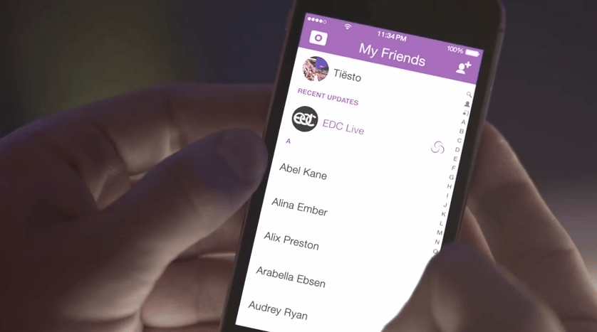 Créez des albums collaboratifs et contextuels avec Snapchat