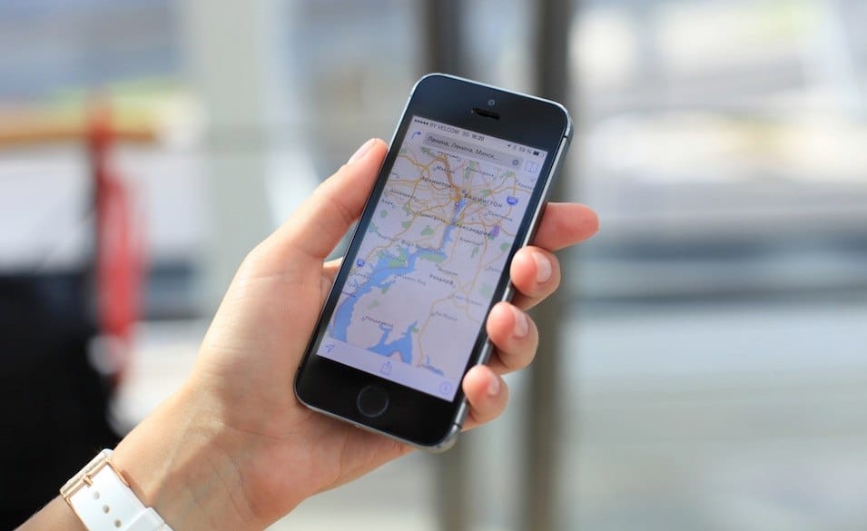 le iphone ios 8 plans google maps tomtom vaze